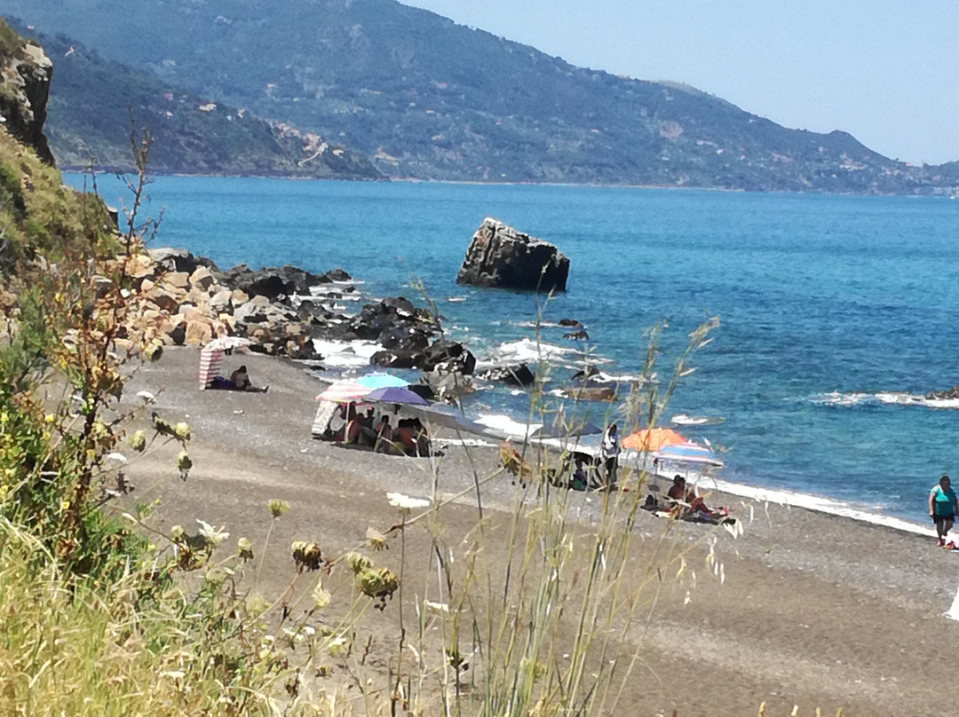 Spiaggia Torre Conca景点图片