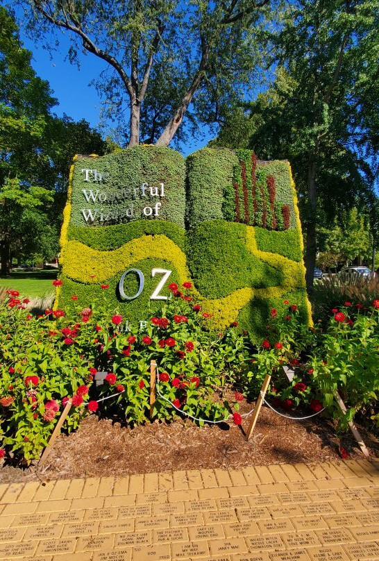 Centennial Park-荷兰村必去景点