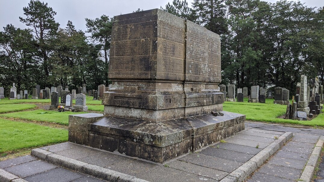 New Cumnock Cenotaph-New Cumnock必去景点