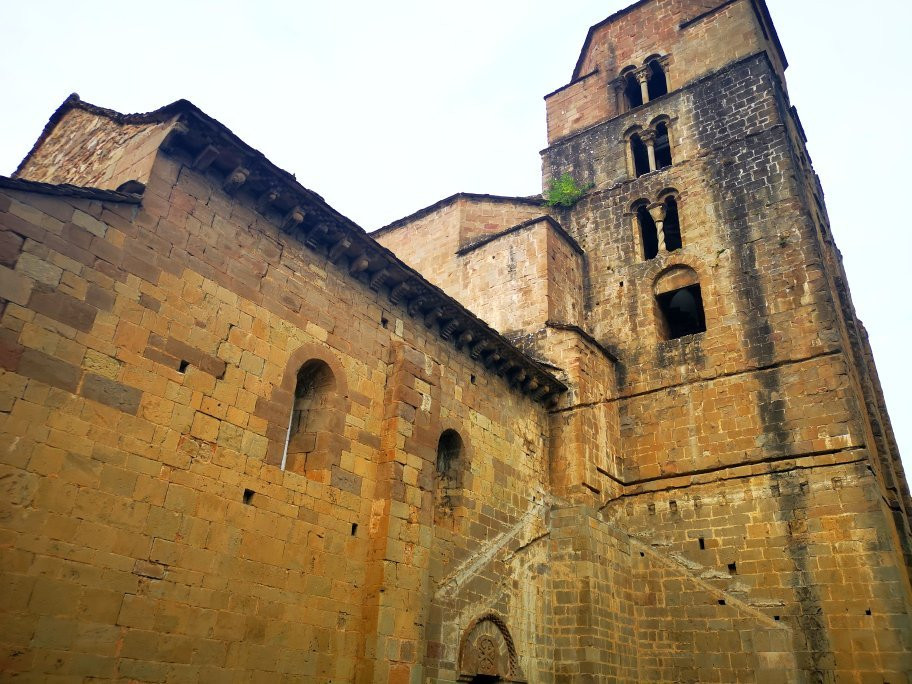 Santa Cruz de la Seros景点图片