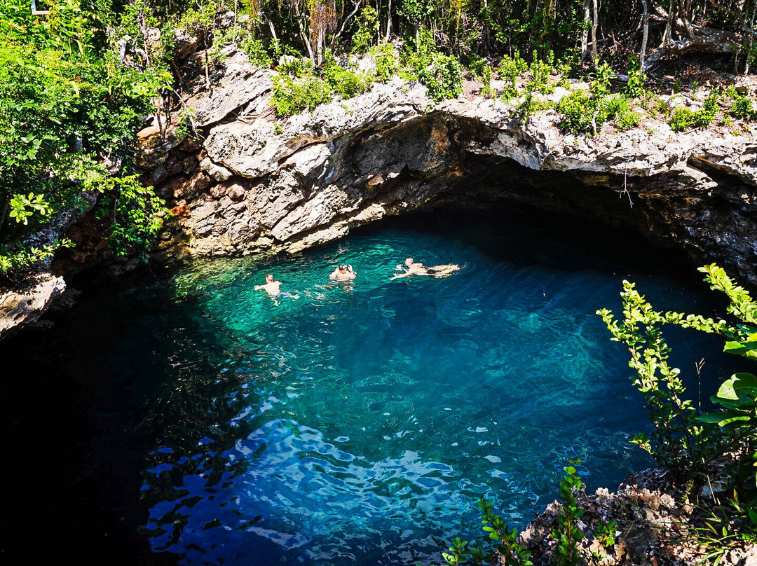 Romora Bay Resort & Marina主图