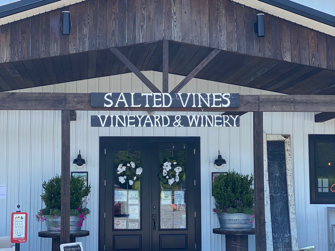 Salted Vines Vineyard & Winery景点图片