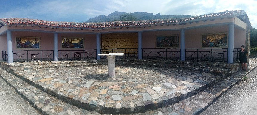 Pew of Paul the Apostle-Samothráki必去景点