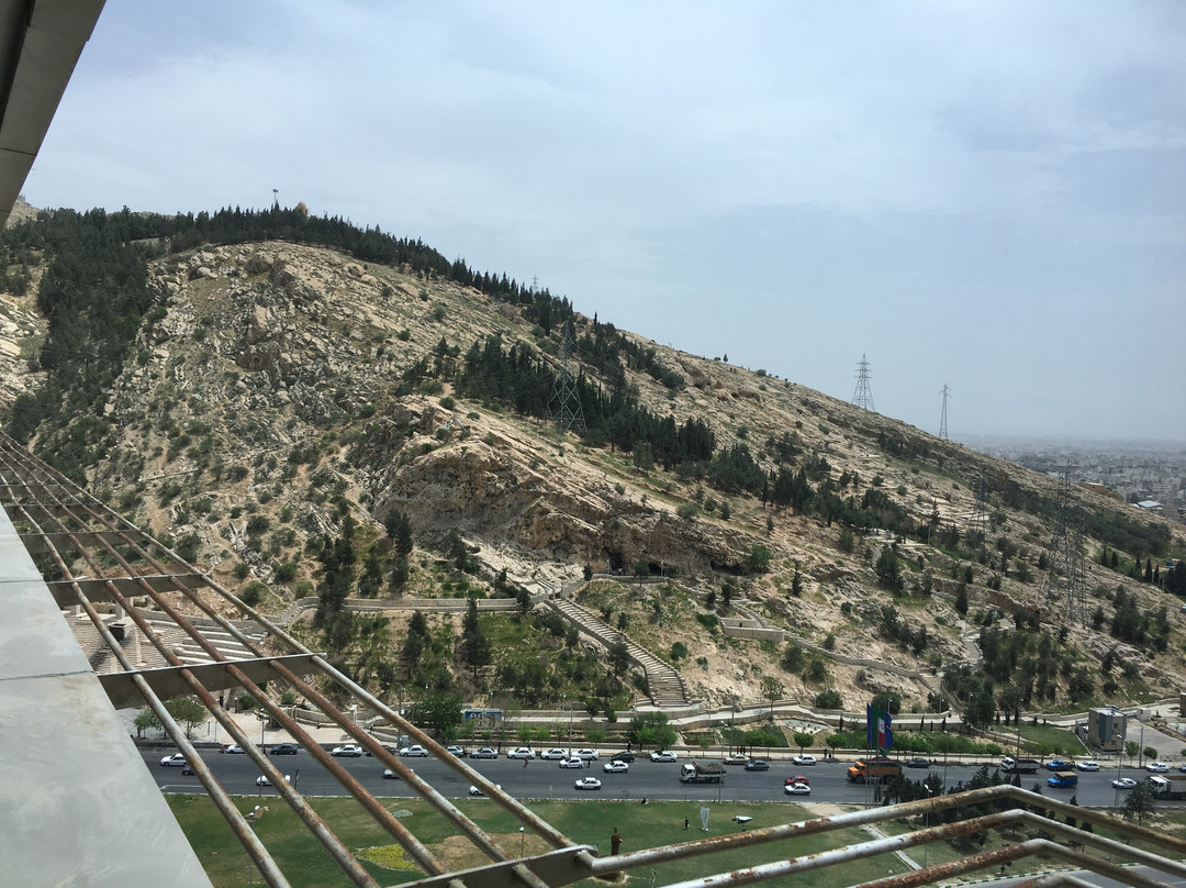 设拉子酒店主图