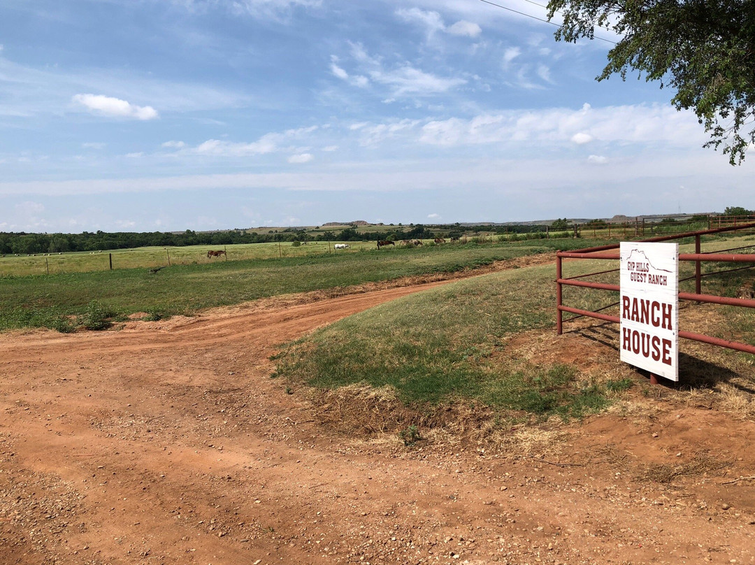 Gyp Hills Guest Ranch