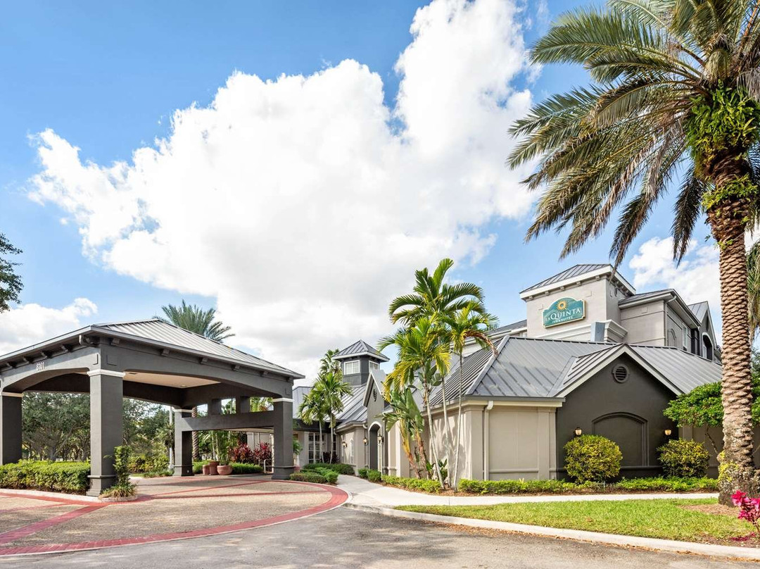 种植园酒店住宿-La Quinta Inn & Suites by Wyndham Ft. Lauderdale Plantation