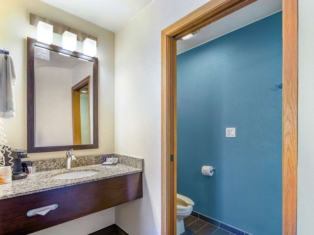 Sleep Inn Near Washington State Line主图