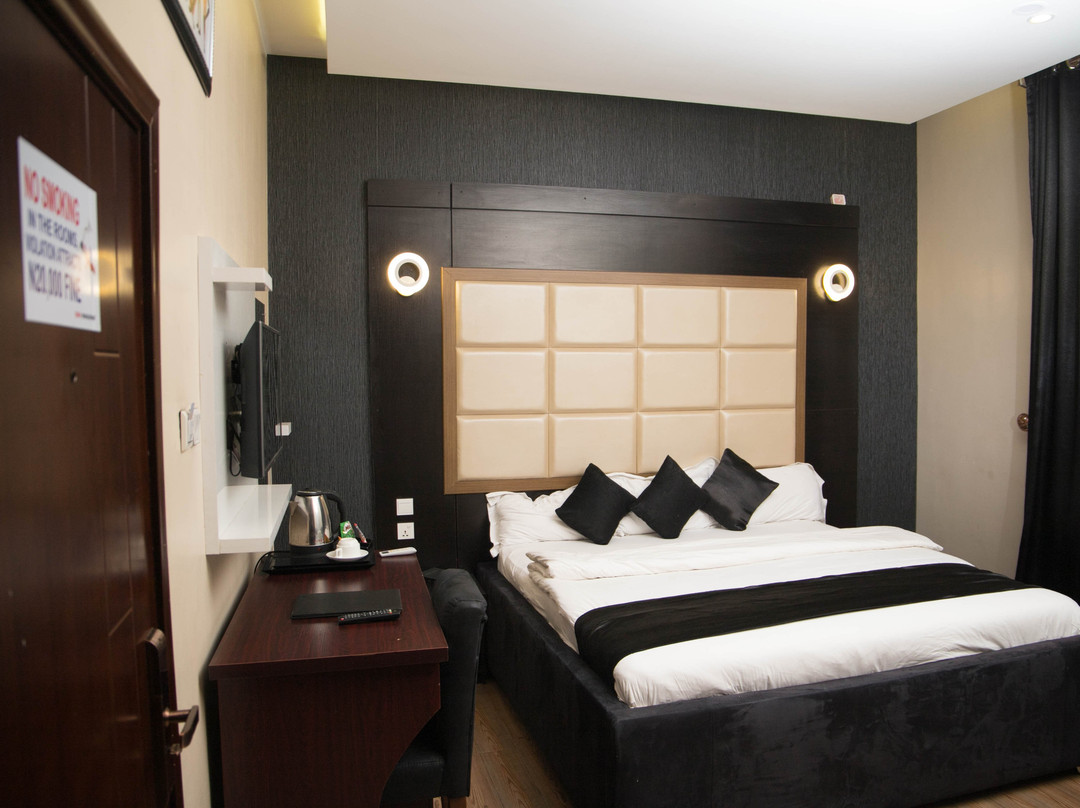 Morzi Hotel & Suites主图