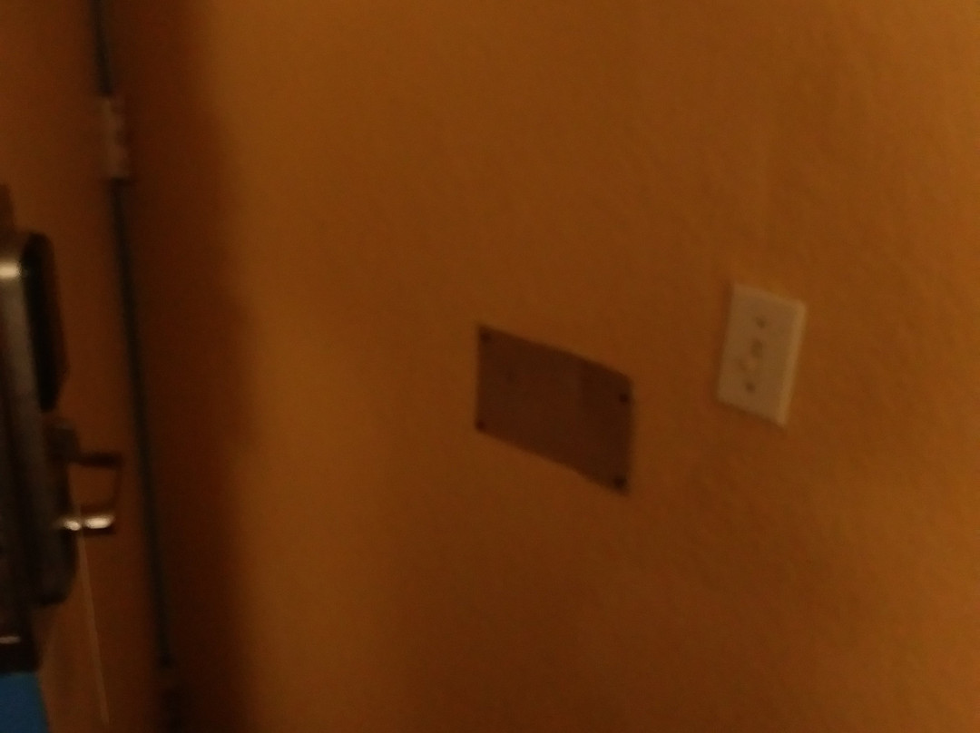 里奇菲尔德戴斯套房酒店主图