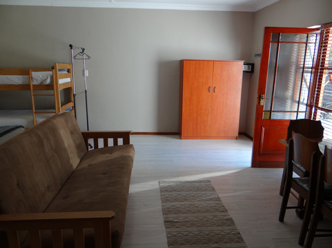 拉皮雅克斯旅馆主图