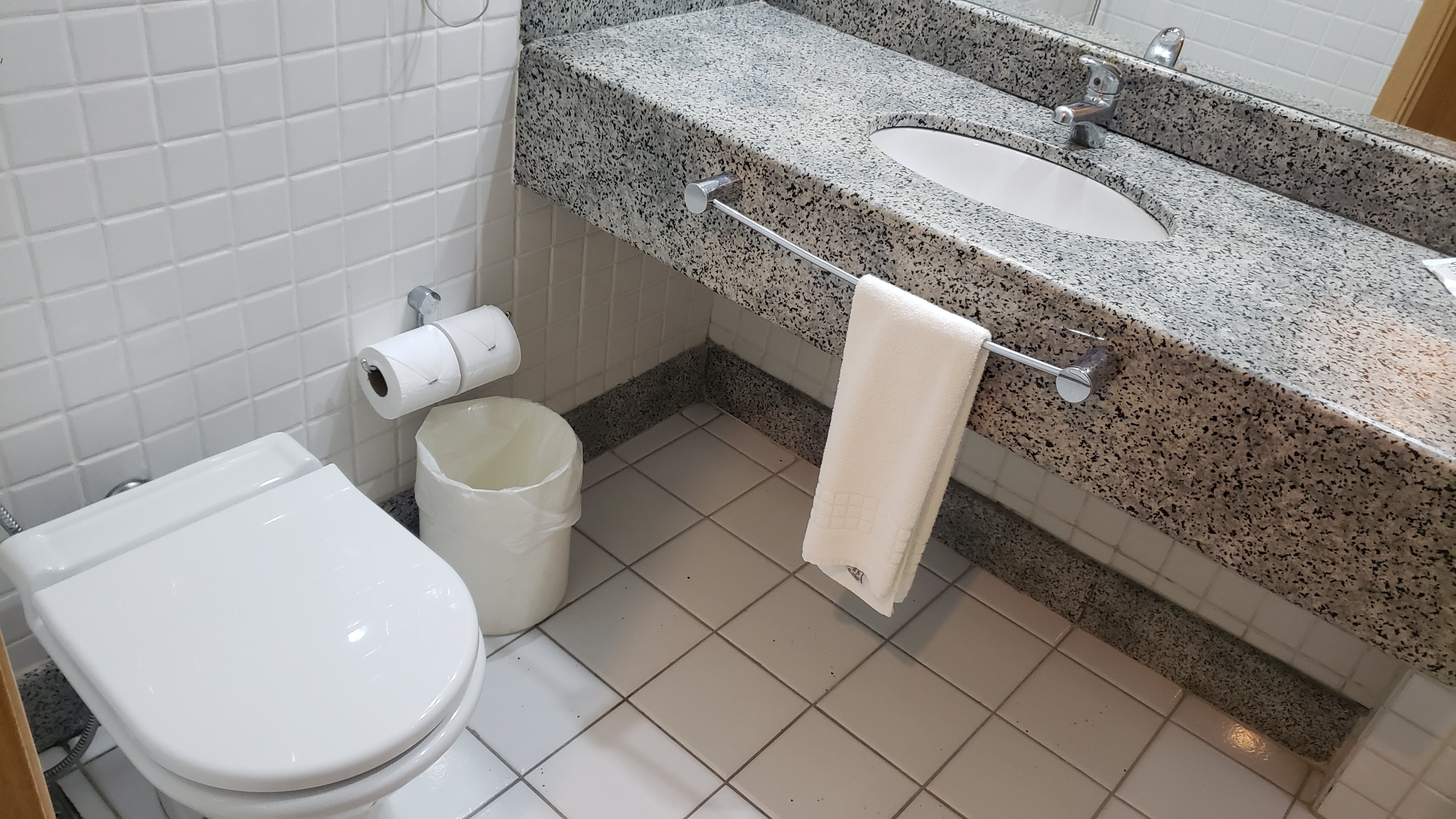 Victory Business Hotel-浴室