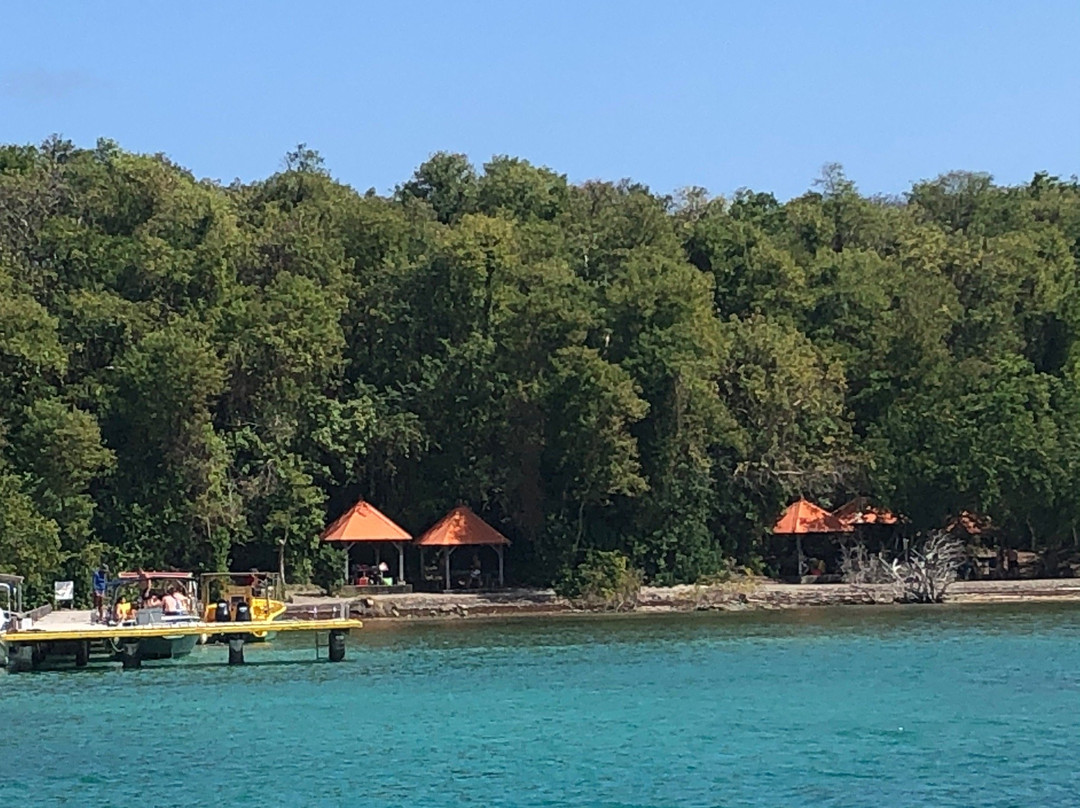 thea-excursion-Le Francois必去景点