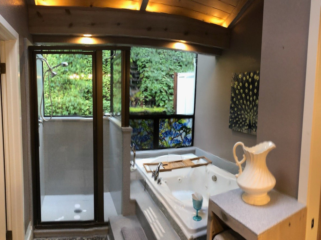 Potter's Foothill House B&B主图