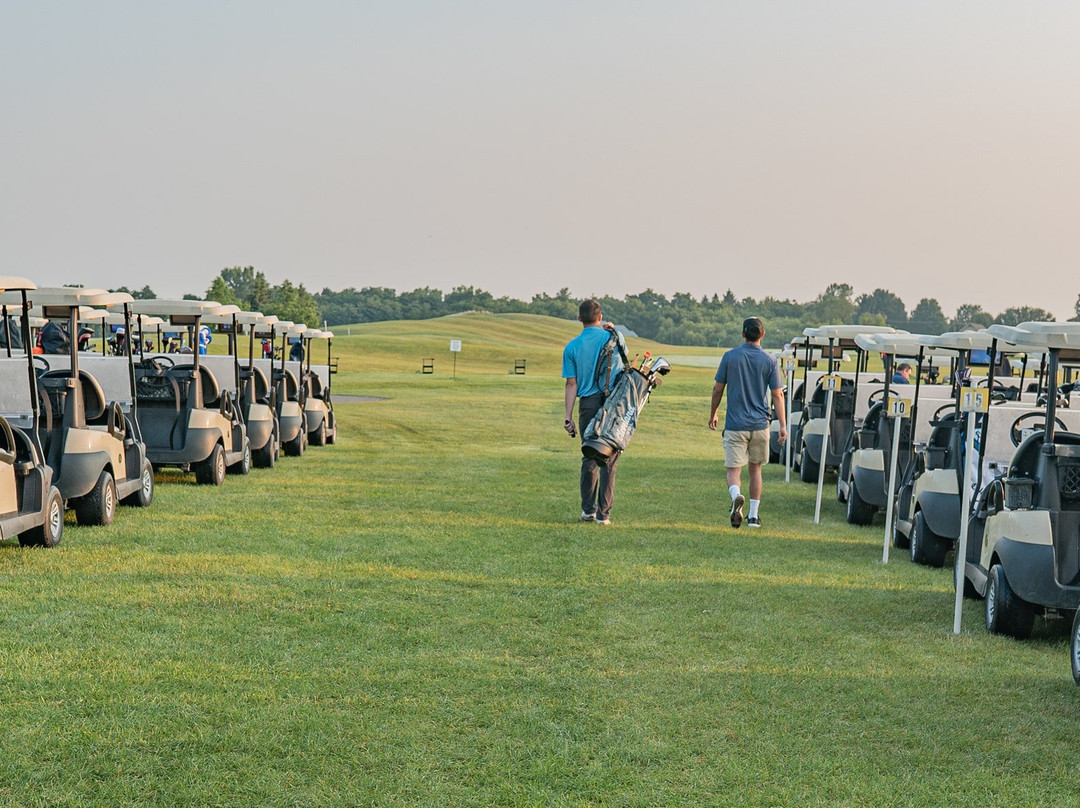 Fox Hills Golf Course & Banquet Center-普利茅斯必去景点