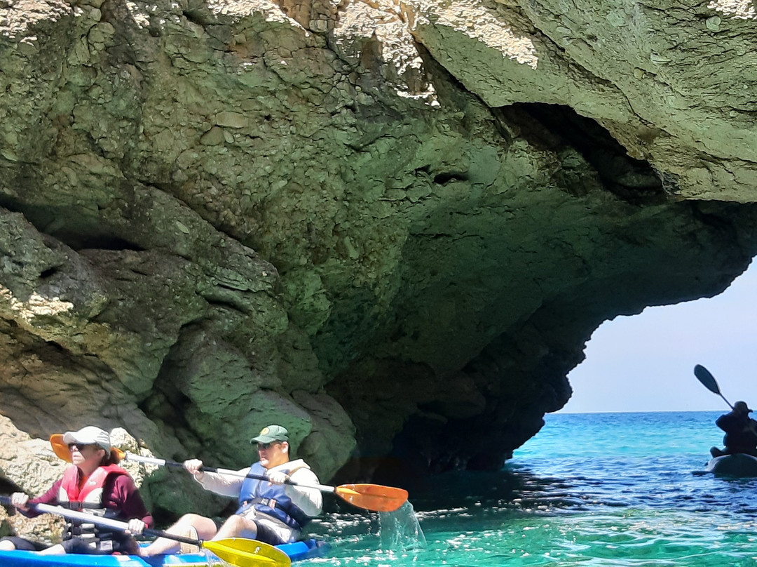 Paxos Thalassa Travel-Lakka必去景点