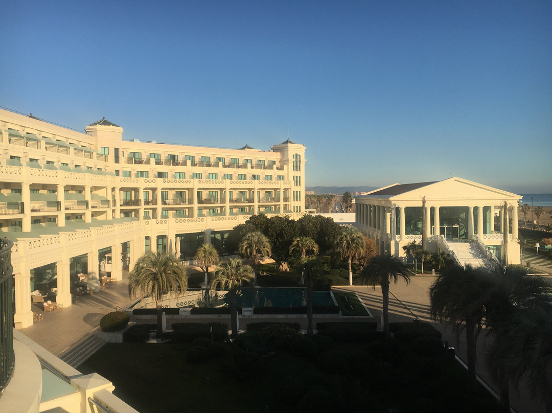 阿瑞纳斯布兰尼瑞尔度假村主图