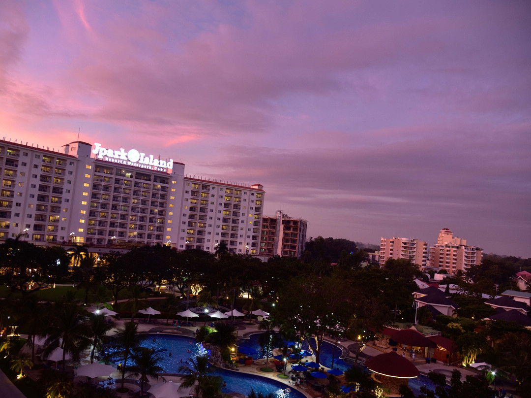 皇宫水上乐园度假村主图