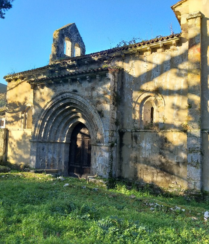 Monasterio De San Antolin De Bedon-利亚内斯必去景点