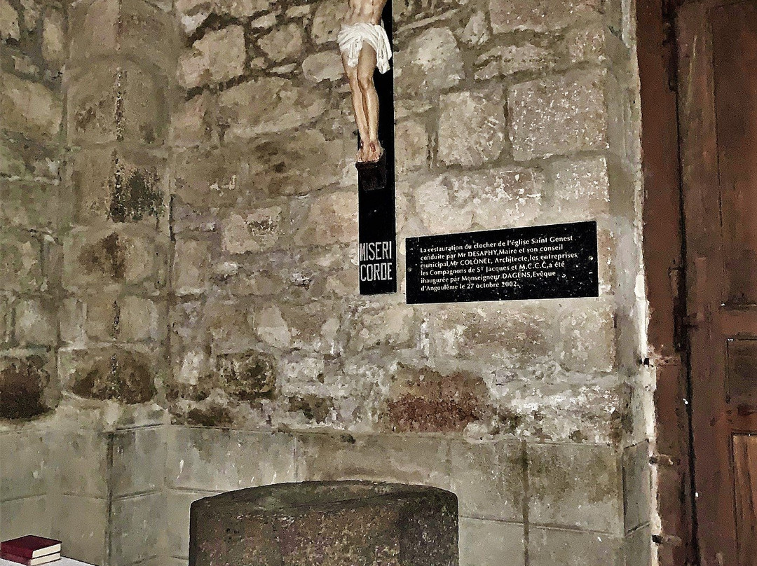 Eglise Saint-Genis-Saulgond必去景点