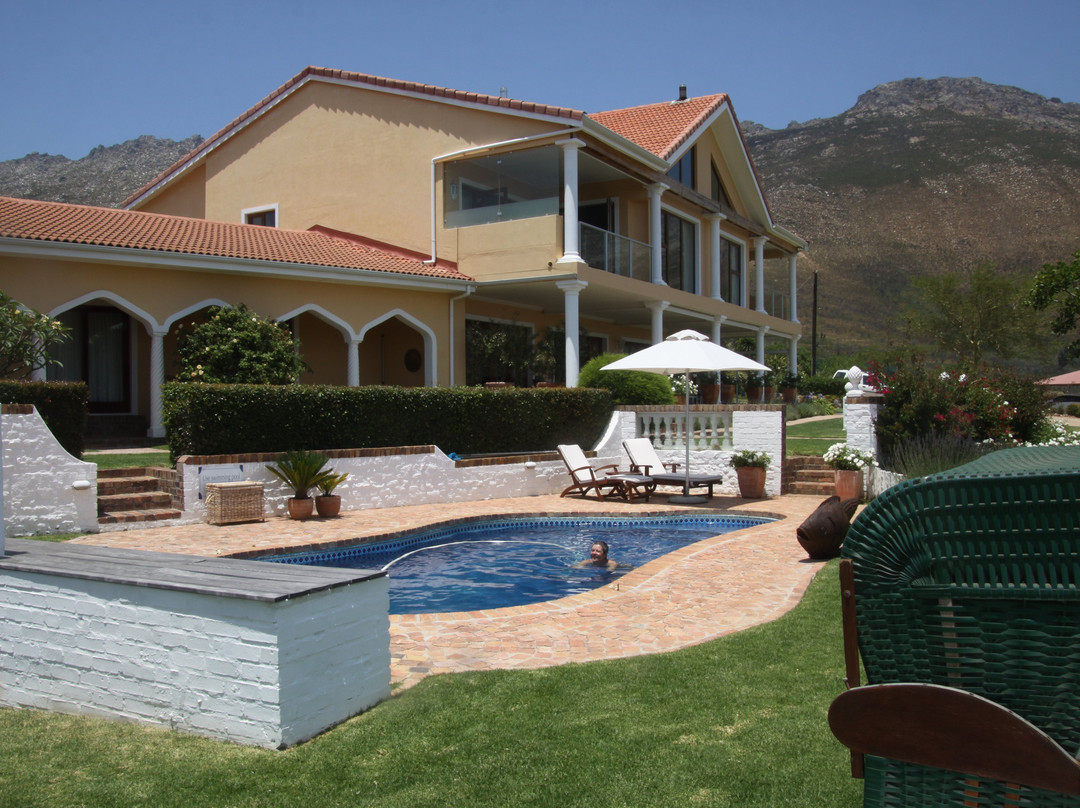 Apricot Gardens Boutique Guesthouse主图