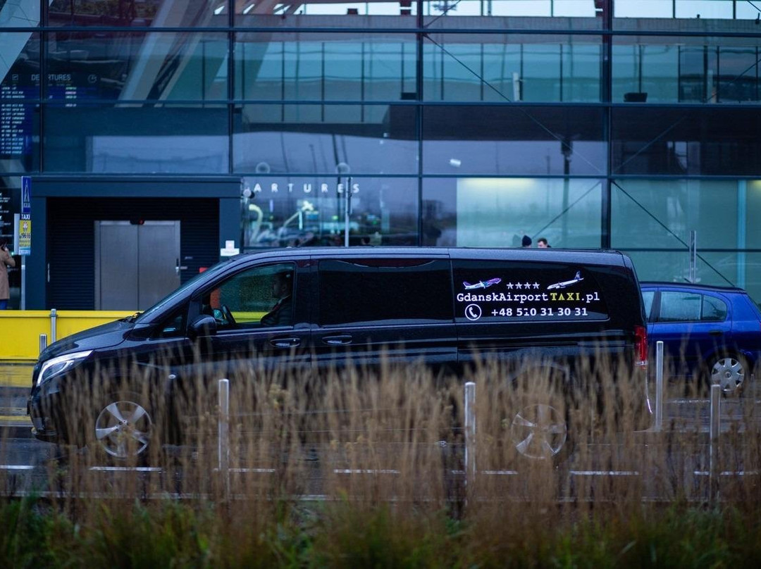 Gdansk Airport Taxi & Transfers - Private sightseeing Tour