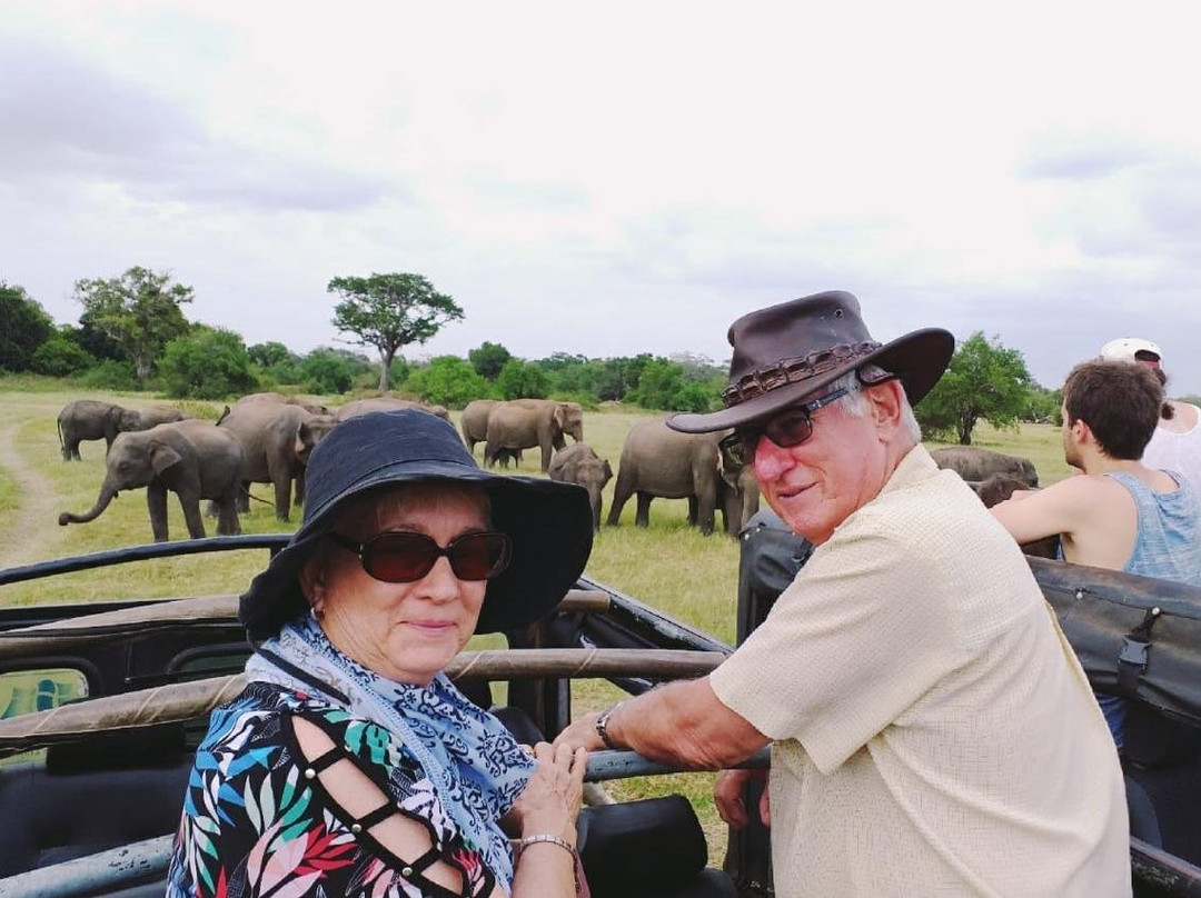 Minuga Jeep Safari Habarana-哈巴拉娜必去景点