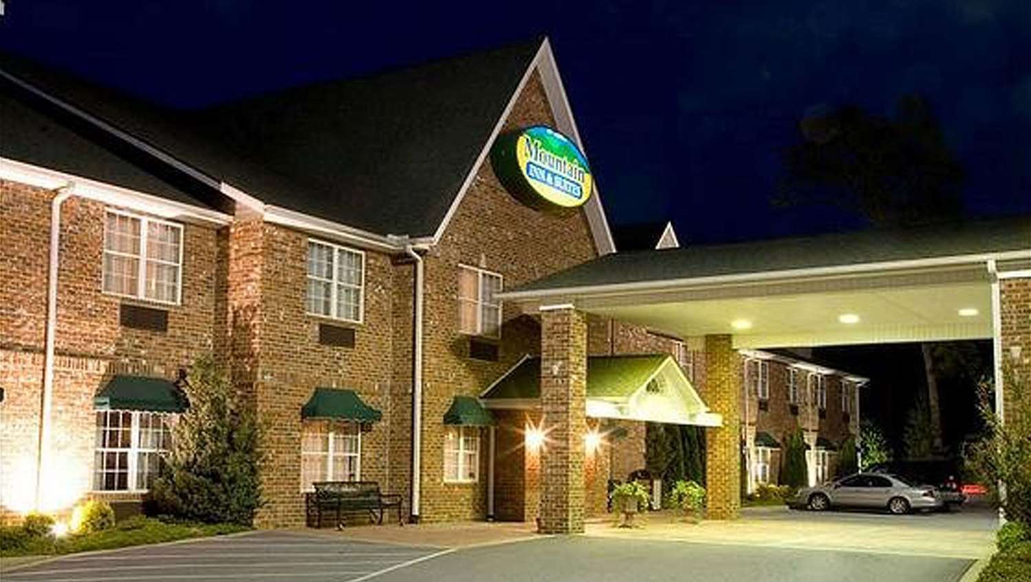 Mountain Inn & Suites Flat Rock-官方