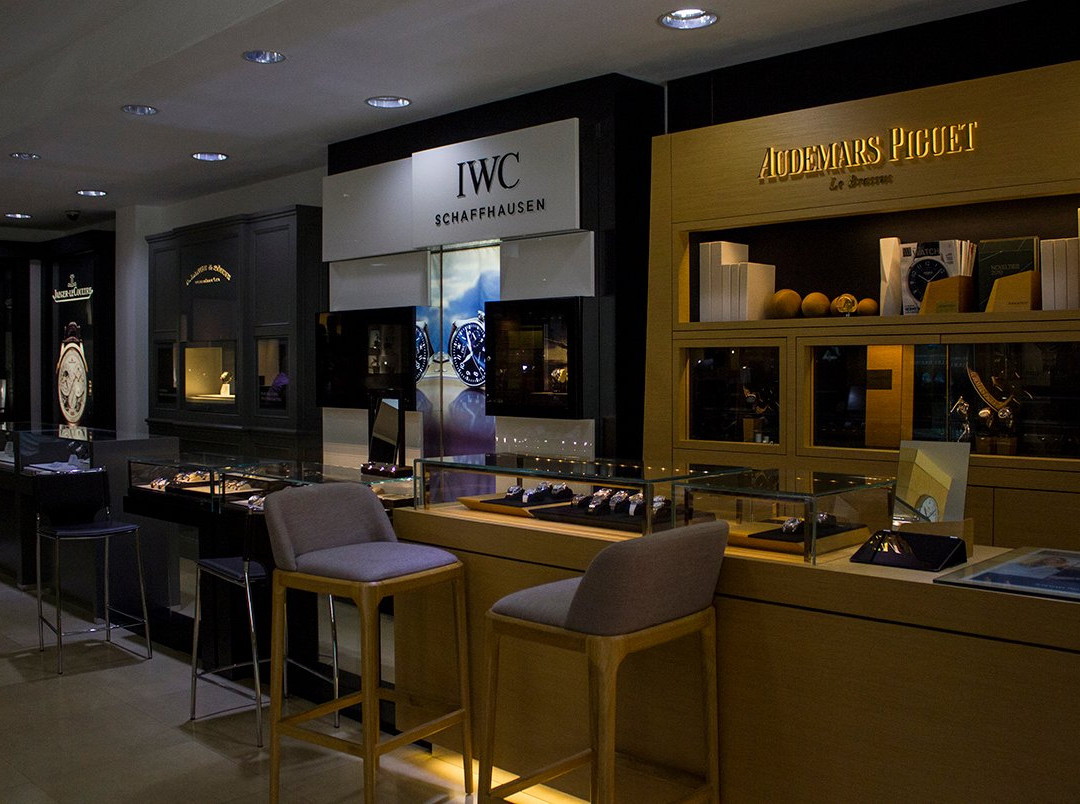 Jewels in Paradise-蒙特戈贝必去景点