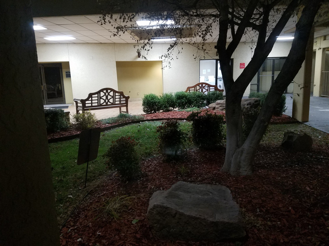 Clarion Hotel Broken Arrow - Tulsa主图