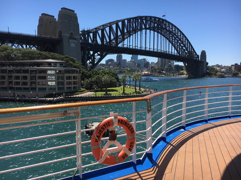 环形码头地理位置区域: 中心商业区暂无点评.