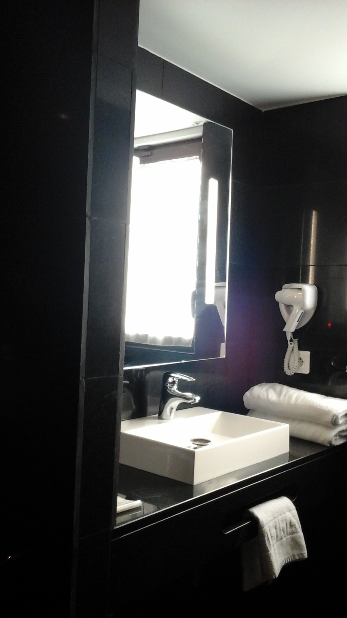 Brit Htel Porte d'Espagne-餐饮