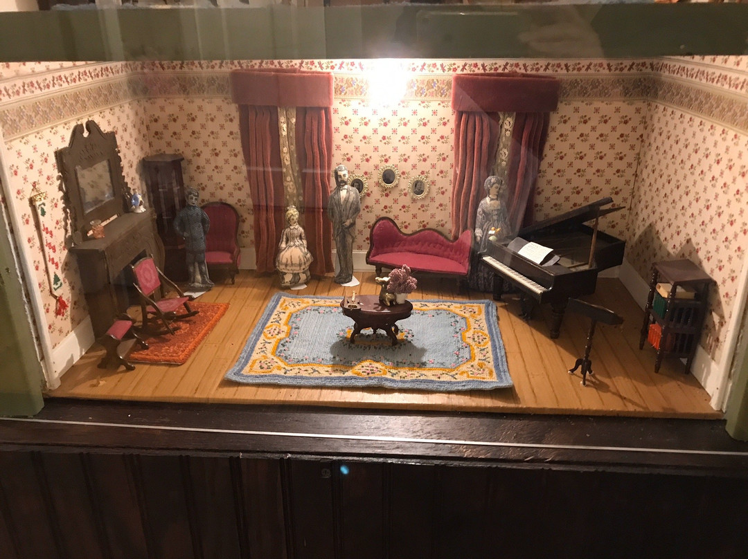 The Cookeville Doll Museum