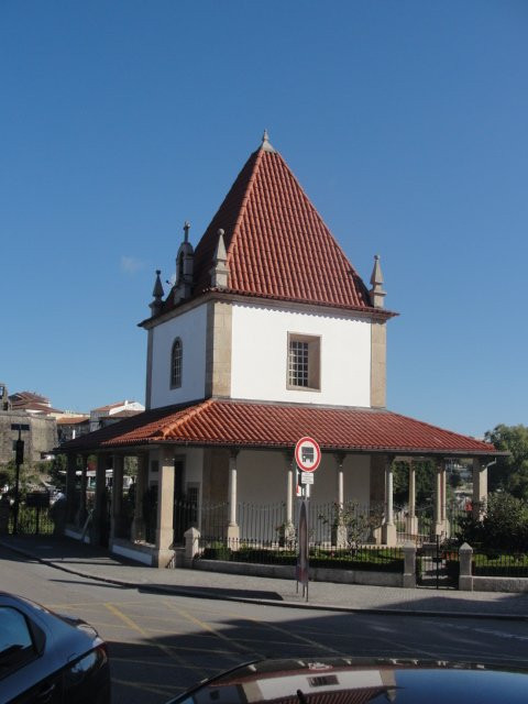 Capela De Nossa Senhora Da Ponte景点图片