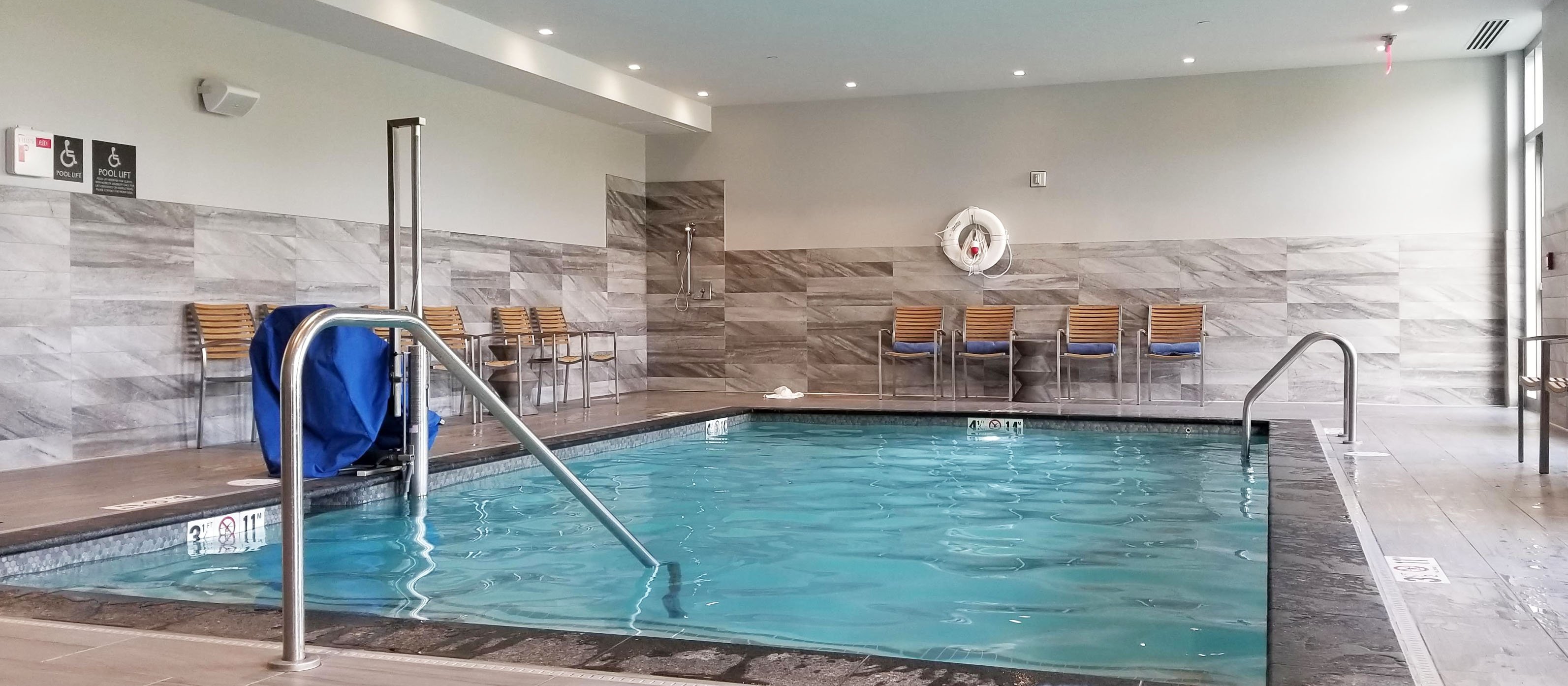 Hilton Garden Inn Hanover Lebanon-泳池