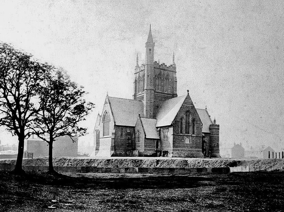Saint Edmunds Church景点图片
