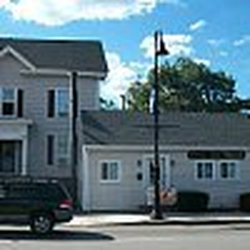 Crescent Moon Spa-布伦特里必去景点