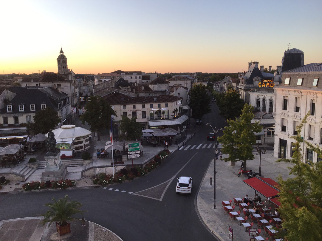 Hotel François Premier主图
