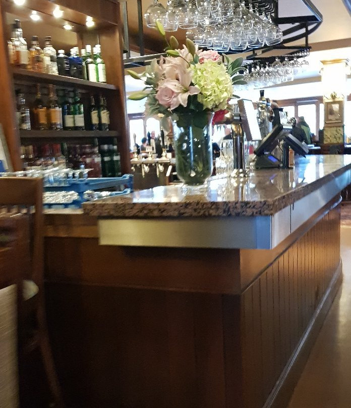 Wetherspoon Hotel - The Golden Acorn主图