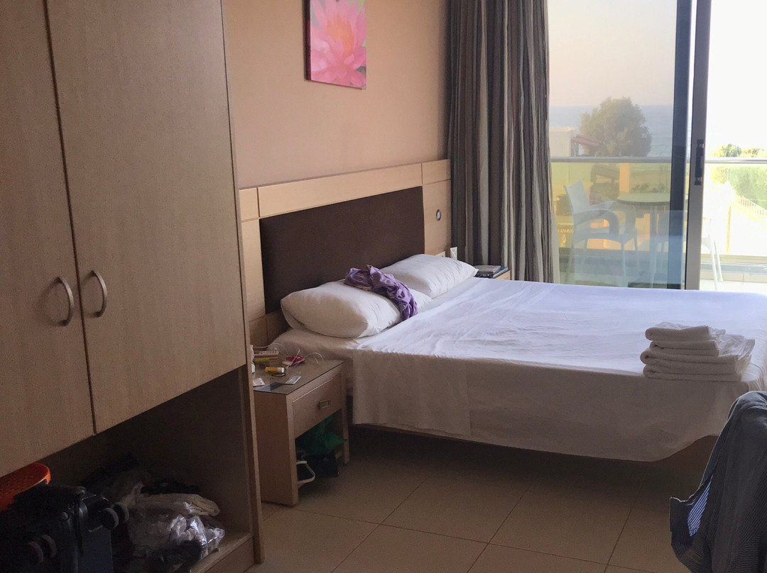 Crystal Bay Hotel主图