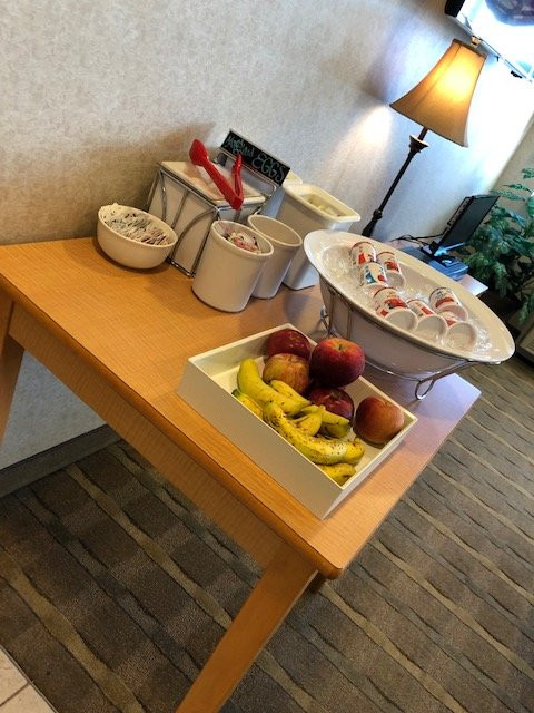 Microtel Inn & Suites By Wyndham Plattsburgh主图