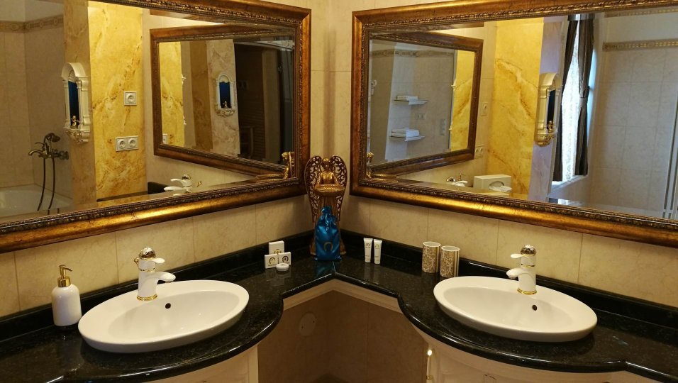 Hotel OnnenTahti-浴室