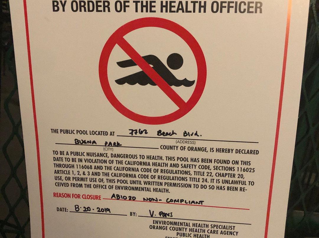 布埃纳帕克丽笙套房酒店主图