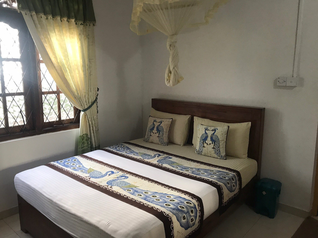 New Peacock Resort主图