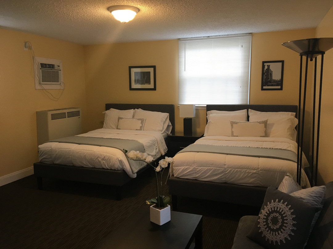 The Clarence Inn主图