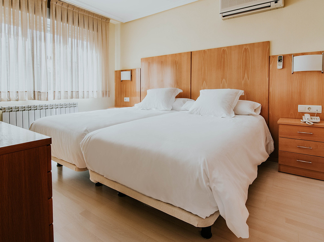Hotel Isasa主图