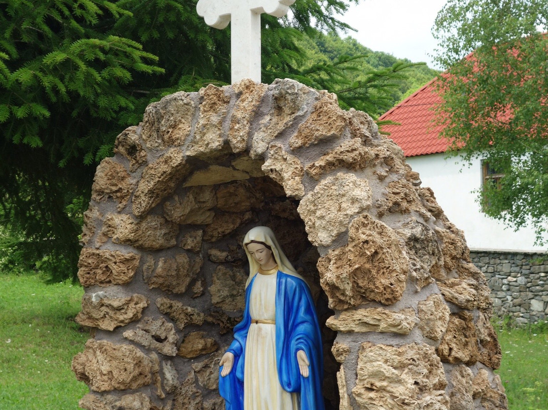 Kisha Katolike Shen Gjon Pagezori-Vermosh必去景点