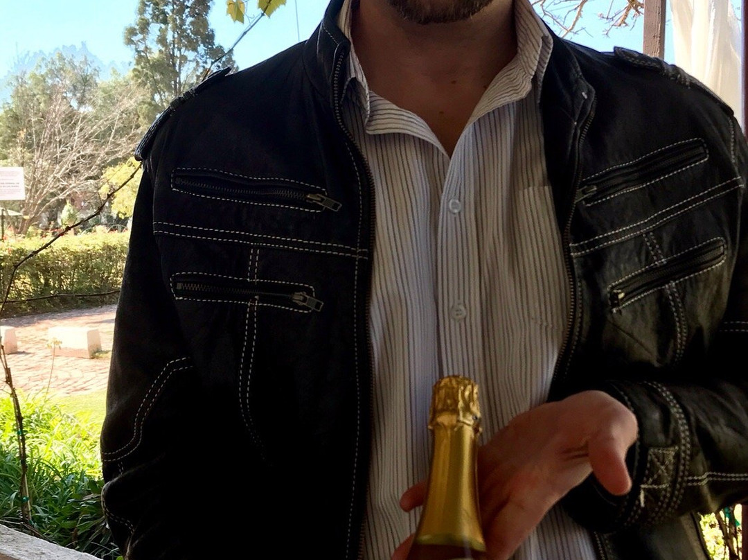 The Village Tasting Room-柯立南必去景点