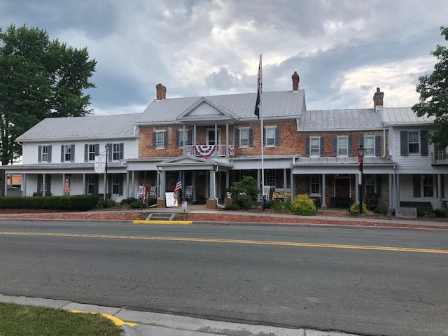 The Wayside Inn & Larrick's Tavern主图