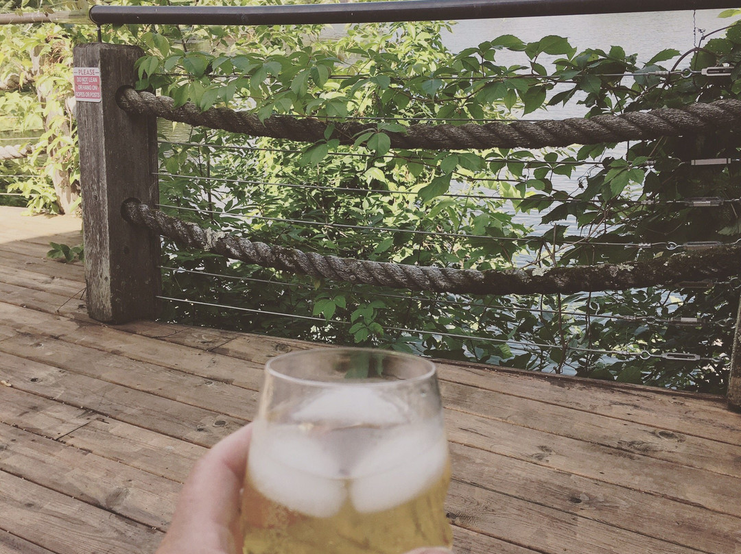 Red Bridge Inn主图