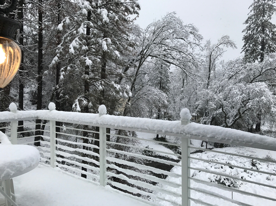 优胜美地拉温布里克住宿加早餐酒店主图